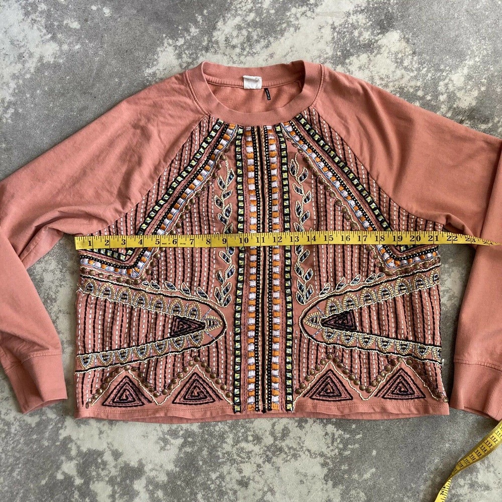 Anthropologie Akemi & Kin Rose Sequin Embellished Round Neck Knit Top Size M - Picture 5 of 12